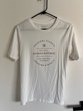 Banana Republic White Short-Sleeve Logo Crewneck Tee